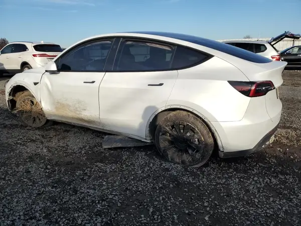 7SAYGDEE5PA161479 2023 TESLA MODEL Y - Image 2