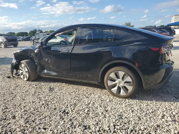 7SAYGDEE5PA162776 2023 TESLA MODEL Y - Image 2