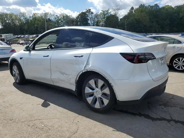 7SAYGDEE5PA166830 2023 TESLA MODEL Y - Image 2