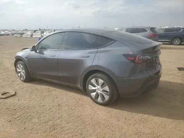 7SAYGDEE5PA174412 2023 TESLA MODEL Y - Image 2