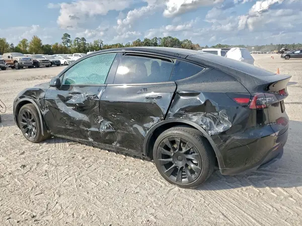 7SAYGDEE5PA184776 2023 TESLA MODEL Y - Image 2