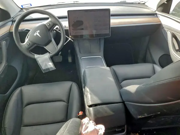7SAYGDEE5PA184776 2023 TESLA MODEL Y - Image 8