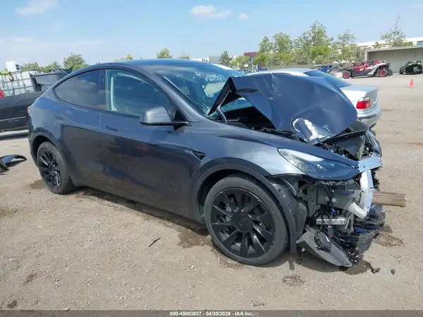 7SAYGDEE5PA185412 2023 TESLA MODEL Y - Image 1