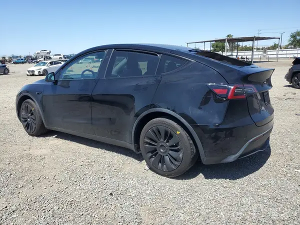 7SAYGDEE5PA189136 2023 TESLA MODEL Y - Image 2