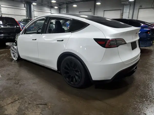 7SAYGDEE5PA189542 2023 TESLA MODEL Y - Image 2