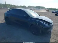 7SAYGDEE5PA190934 2023 TESLA MODEL Y