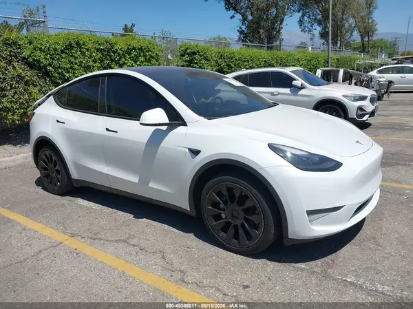 7SAYGDEE5PA193445 2023 TESLA MODEL Y - Image 1