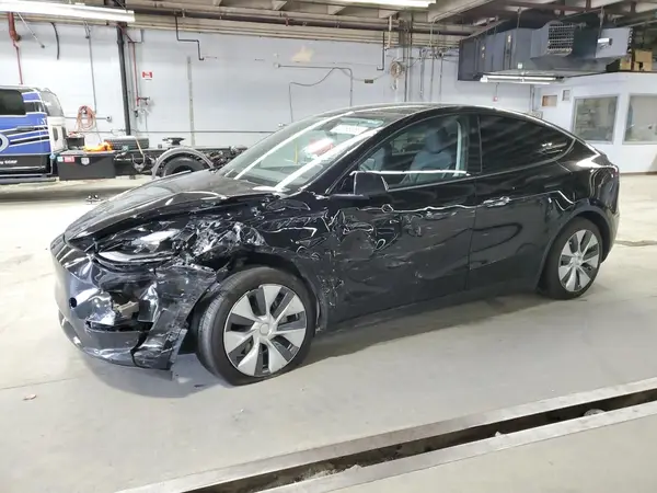 7SAYGDEE5PA195602 2023 TESLA MODEL Y - Image 1
