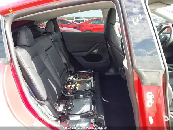 7SAYGDEE5PA198483 2023 TESLA MODEL Y - Image 8