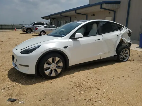 7SAYGDEE5PA199133 2023 TESLA MODEL Y - Image 1