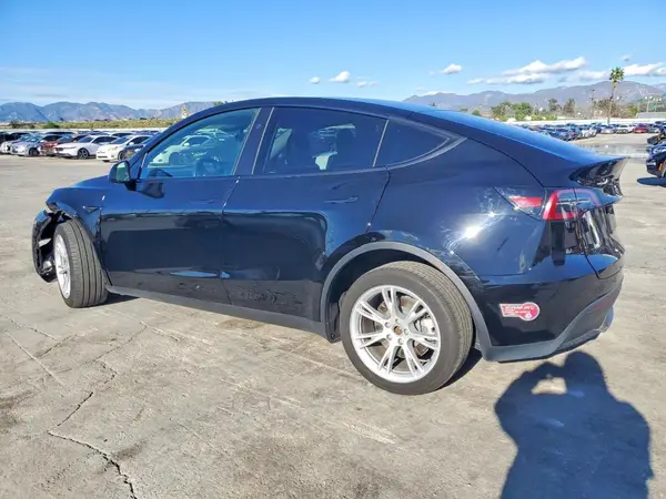7SAYGDEE5PA200751 2023 TESLA MODEL Y - Image 2