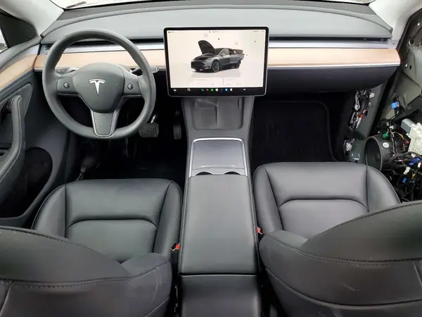7SAYGDEE5PA204735 2023 TESLA MODEL Y - Image 8