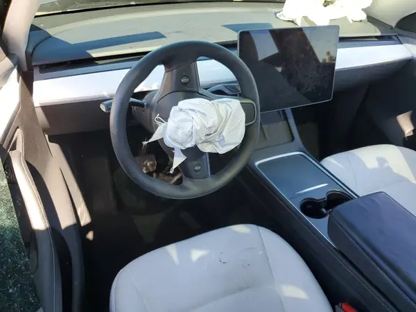 7SAYGDEE5PA206176 2023 TESLA MODEL Y - Image 8