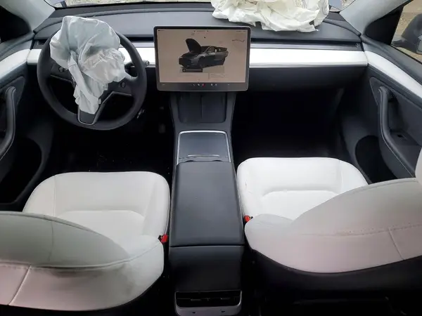7SAYGDEE5PA214231 2023 TESLA MODEL Y - Image 8
