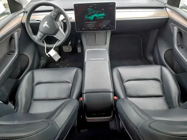 7SAYGDEE5PF587742 2023 TESLA MODEL Y - Image 8