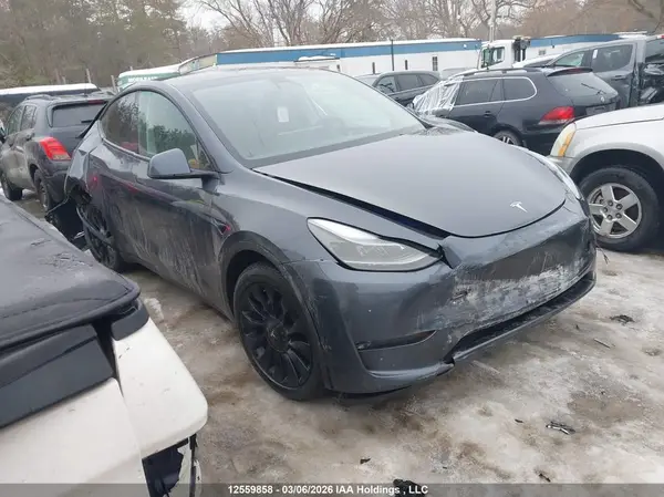 7SAYGDEE5PF597591 2023 TESLA MODEL Y - Image 1