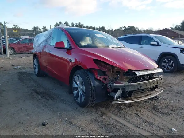 7SAYGDEE5PF610596 2023 TESLA MODEL Y - Image 1