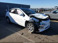 7SAYGDEE5PF620710 2023 TESLA MODEL Y