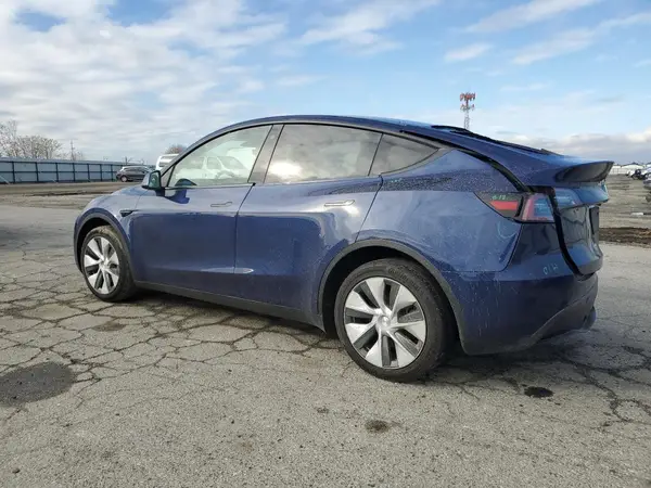 7SAYGDEE5PF623610 2023 TESLA MODEL Y - Image 2
