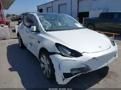 7SAYGDEE5PF624272 2023 TESLA MODEL Y