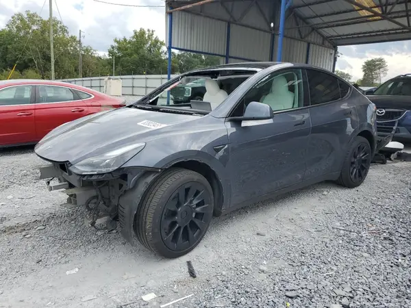 7SAYGDEE5PF625521 2023 TESLA MODEL Y - Image 1