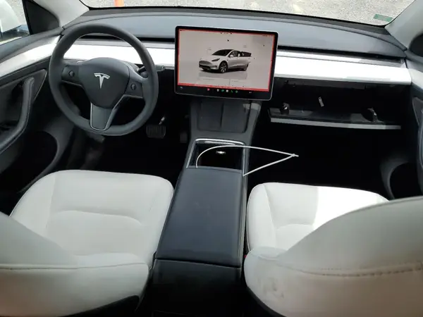 7SAYGDEE5PF628449 2023 TESLA MODEL Y - Image 8