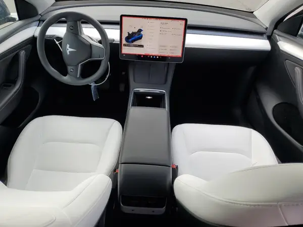 7SAYGDEE5PF632968 2023 TESLA MODEL Y - Image 8