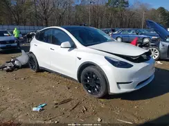 7SAYGDEE5PF635160 2023 TESLA MODEL Y