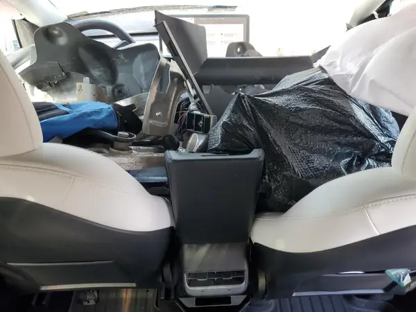 7SAYGDEE5PF635174 2023 TESLA MODEL Y - Image 8