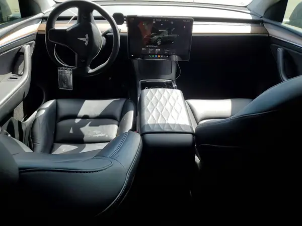7SAYGDEE5PF635305 2023 TESLA MODEL Y - Image 8