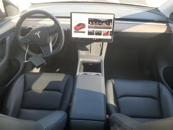 7SAYGDEE5PF665744 2023 TESLA MODEL Y - Image 8