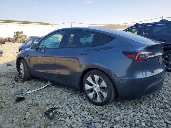 7SAYGDEE5PF666036 2023 TESLA MODEL Y - Image 2