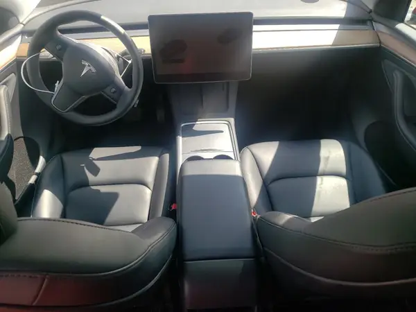 7SAYGDEE5PF666361 2023 TESLA MODEL Y - Image 8