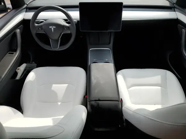 7SAYGDEE5PF666554 2023 TESLA MODEL Y - Image 8