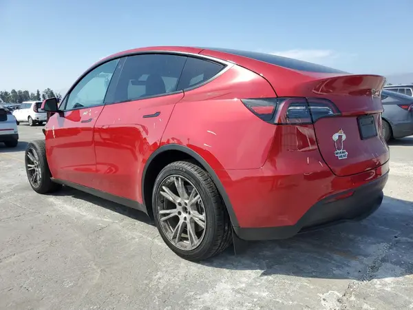 7SAYGDEE5PF675559 2023 TESLA MODEL Y - Image 2
