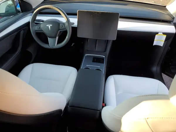 7SAYGDEE5PF682494 2023 TESLA MODEL Y - Image 8