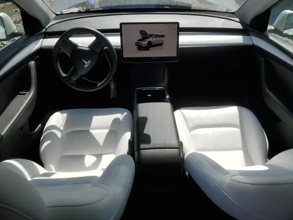 7SAYGDEE5PF691745 2023 TESLA MODEL Y - Image 8