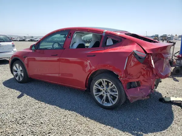 7SAYGDEE5PF714246 2023 TESLA MODEL Y - Image 2