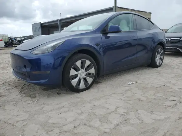 7SAYGDEE5PF787794 2023 TESLA MODEL Y - Image 1