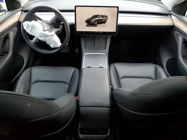 7SAYGDEE5PF788055 2023 TESLA MODEL Y - Image 8