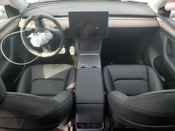 7SAYGDEE5PF790775 2023 TESLA MODEL Y - Image 8