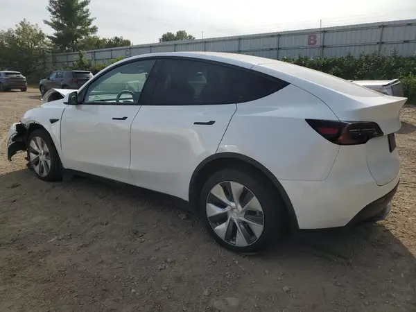 7SAYGDEE5PF793675 2023 TESLA MODEL Y - Image 2