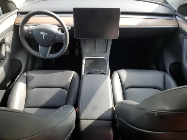 7SAYGDEE5PF793675 2023 TESLA MODEL Y - Image 8