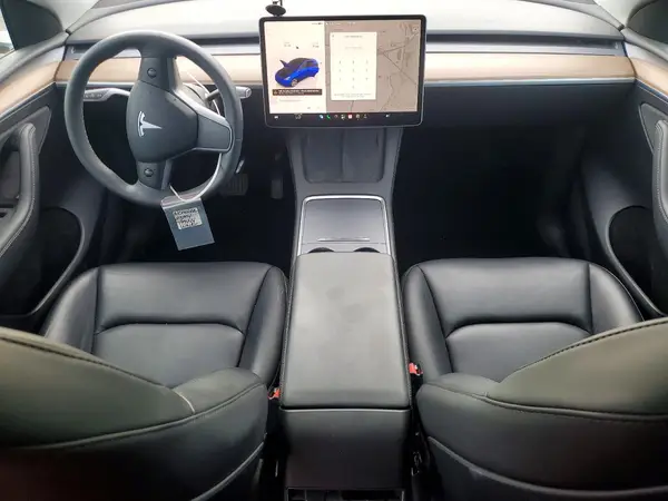 7SAYGDEE5PF799444 2023 TESLA MODEL Y - Image 8