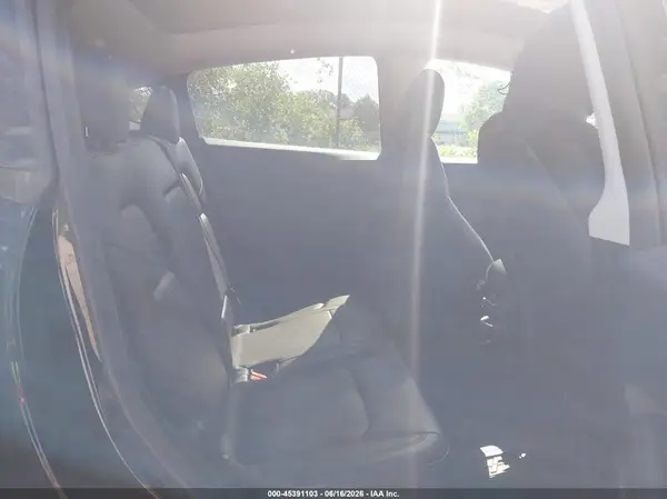 7SAYGDEE5PF802147 2023 TESLA MODEL Y - Image 8