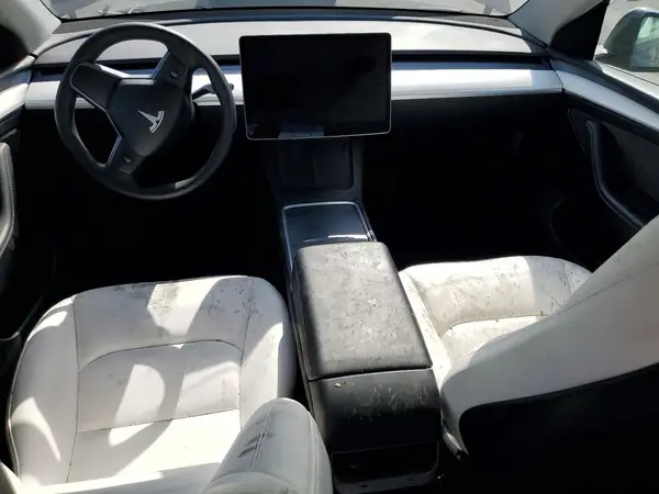 7SAYGDEE5PF823161 2023 TESLA MODEL Y - Image 8