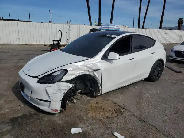 7SAYGDEE5PF832863 2023 TESLA MODEL Y - Image 1