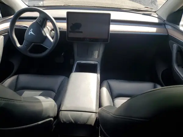 7SAYGDEE5PF855561 2023 TESLA MODEL Y - Image 8