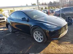 7SAYGDEE5PF859190 2023 TESLA MODEL Y