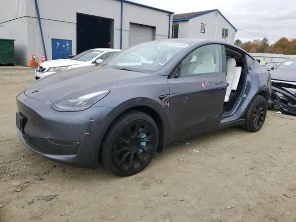7SAYGDEE5PF860615 2023 TESLA MODEL Y - Image 1